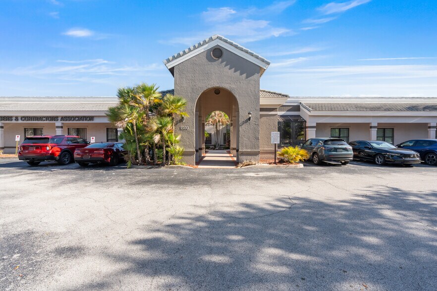 1500 W Eau Gallie Blvd, Melbourne, FL à louer - Photo de l’immeuble – Image 3 sur 26