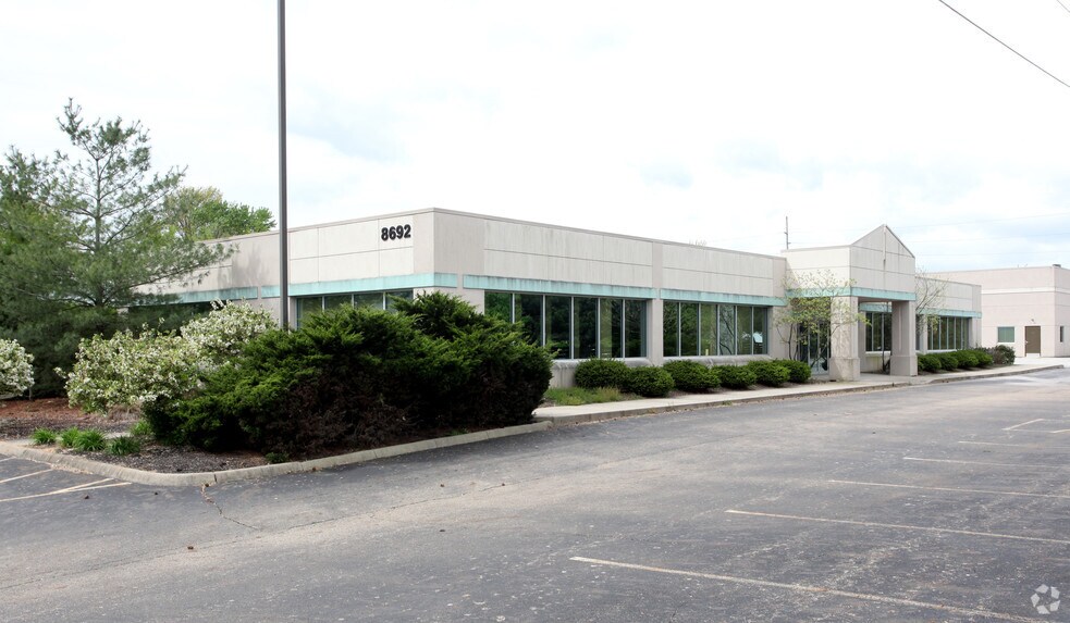 8692 Olde Worthington Rd, Westerville, OH à louer - Photo de l’immeuble – Image 3 sur 12