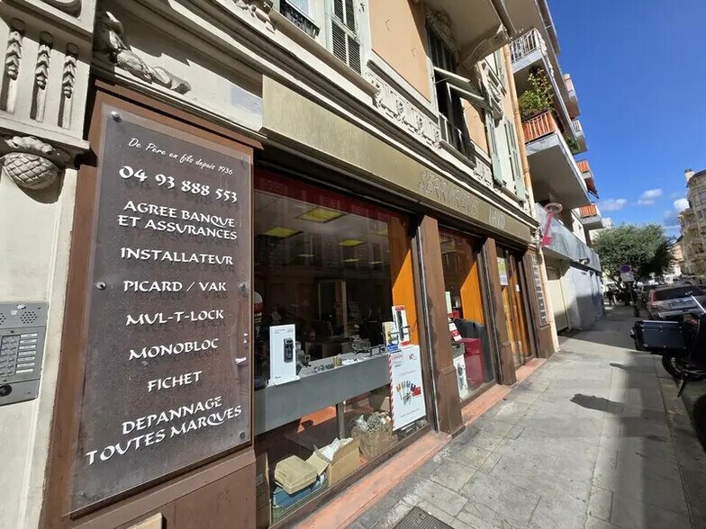 Local commercial dans Nice à vendre - Photo de l’immeuble – Image 2 sur 12