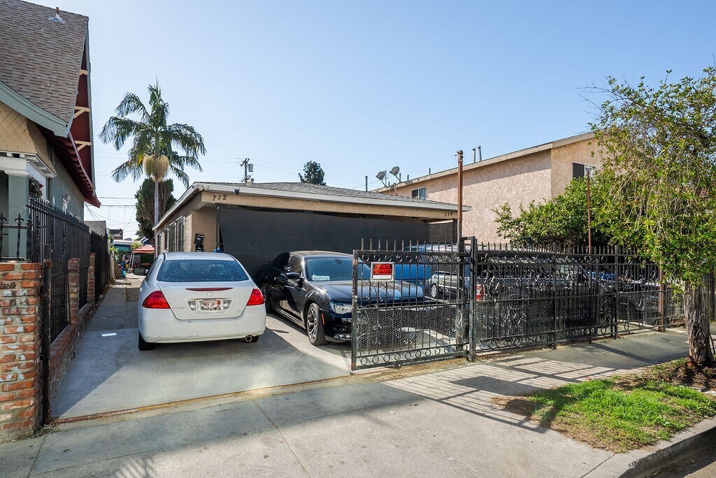 714 W 40th Pl, Los Angeles, CA à vendre Photo principale– Image 1 sur 12