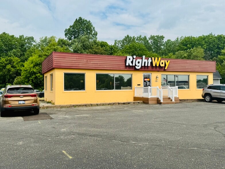 2100 Dickman Rd, Springfield, MI à vendre - Photo principale – Image 1 sur 14