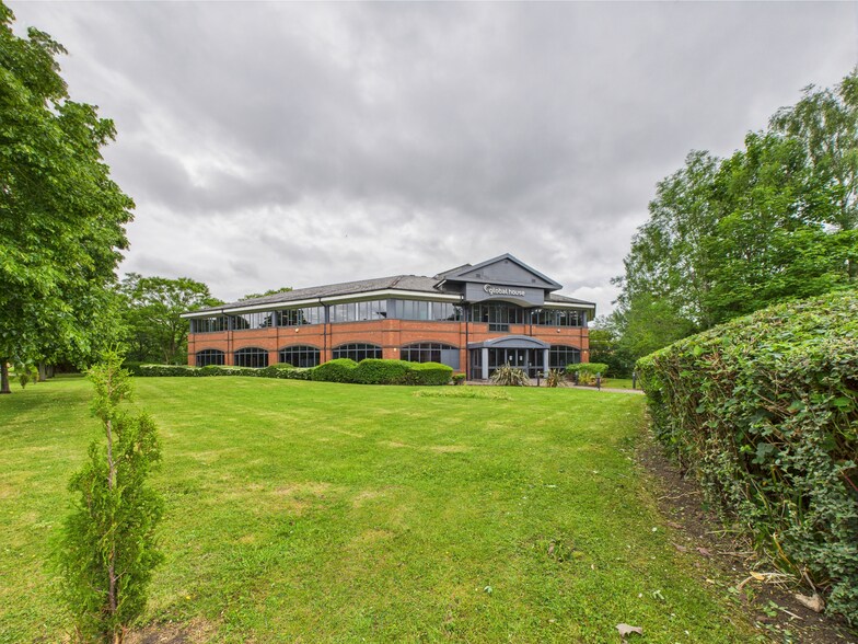 Westmere Dr, Crewe à louer - Photo de l’immeuble – Image 2 sur 2