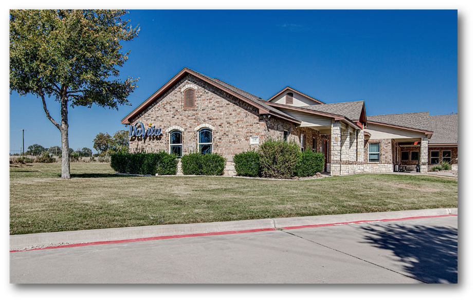 2107 Fort Worth Hwy, Weatherford, TX à vendre - Photo principale – Image 1 sur 26