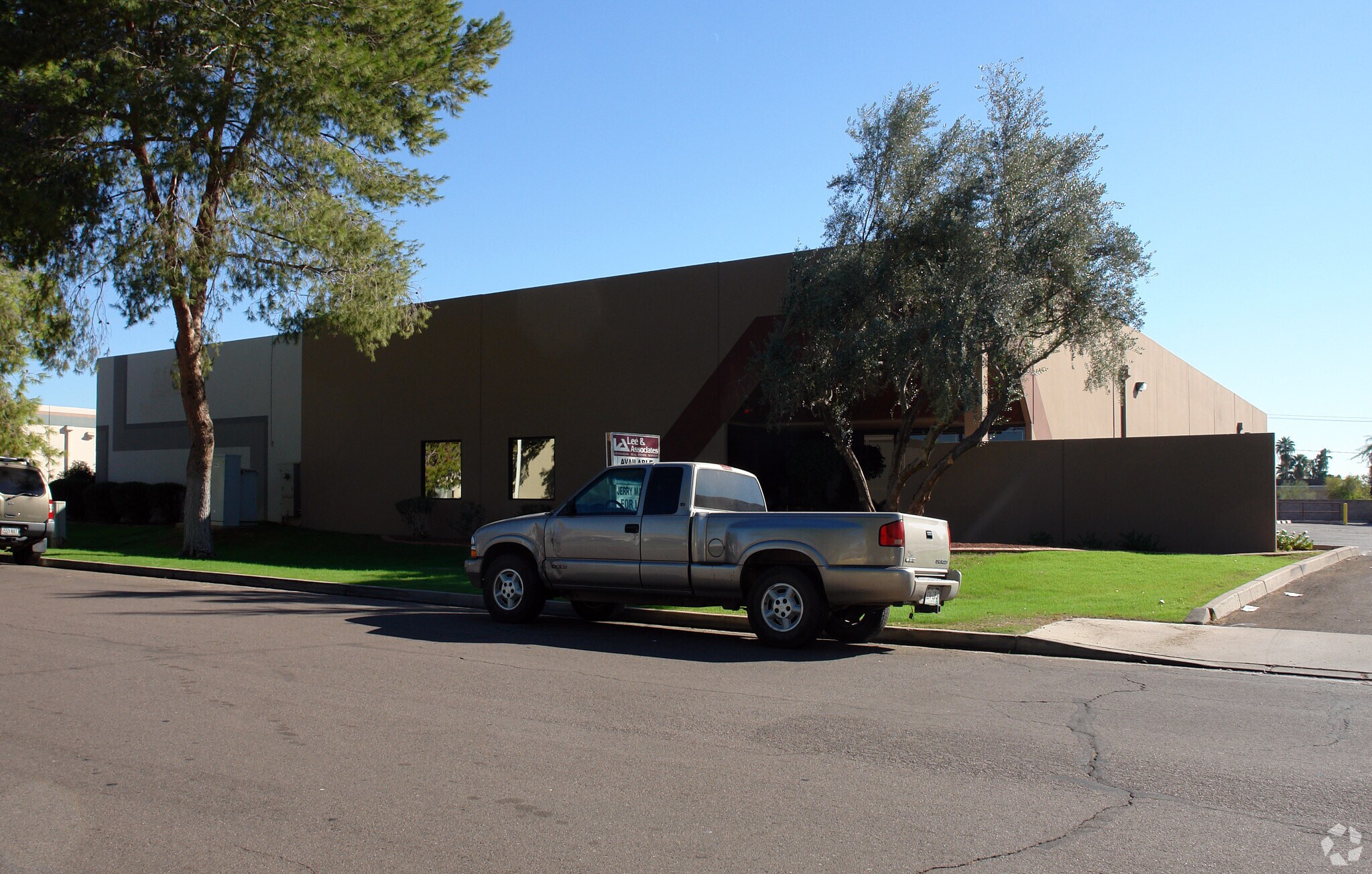 1801 W 4th St, Tempe, AZ à louer Photo de l’immeuble– Image 1 sur 3