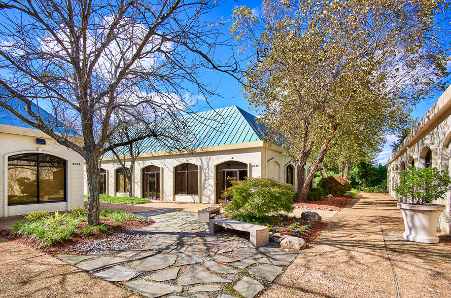 4532-4542 Bonney Rd, Virginia Beach, VA à louer - Photo de l’immeuble – Image 3 sur 10