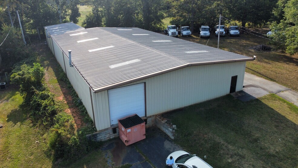 2260 Powdersville Rd, Easley, SC à louer - Photo de l’immeuble – Image 2 sur 4
