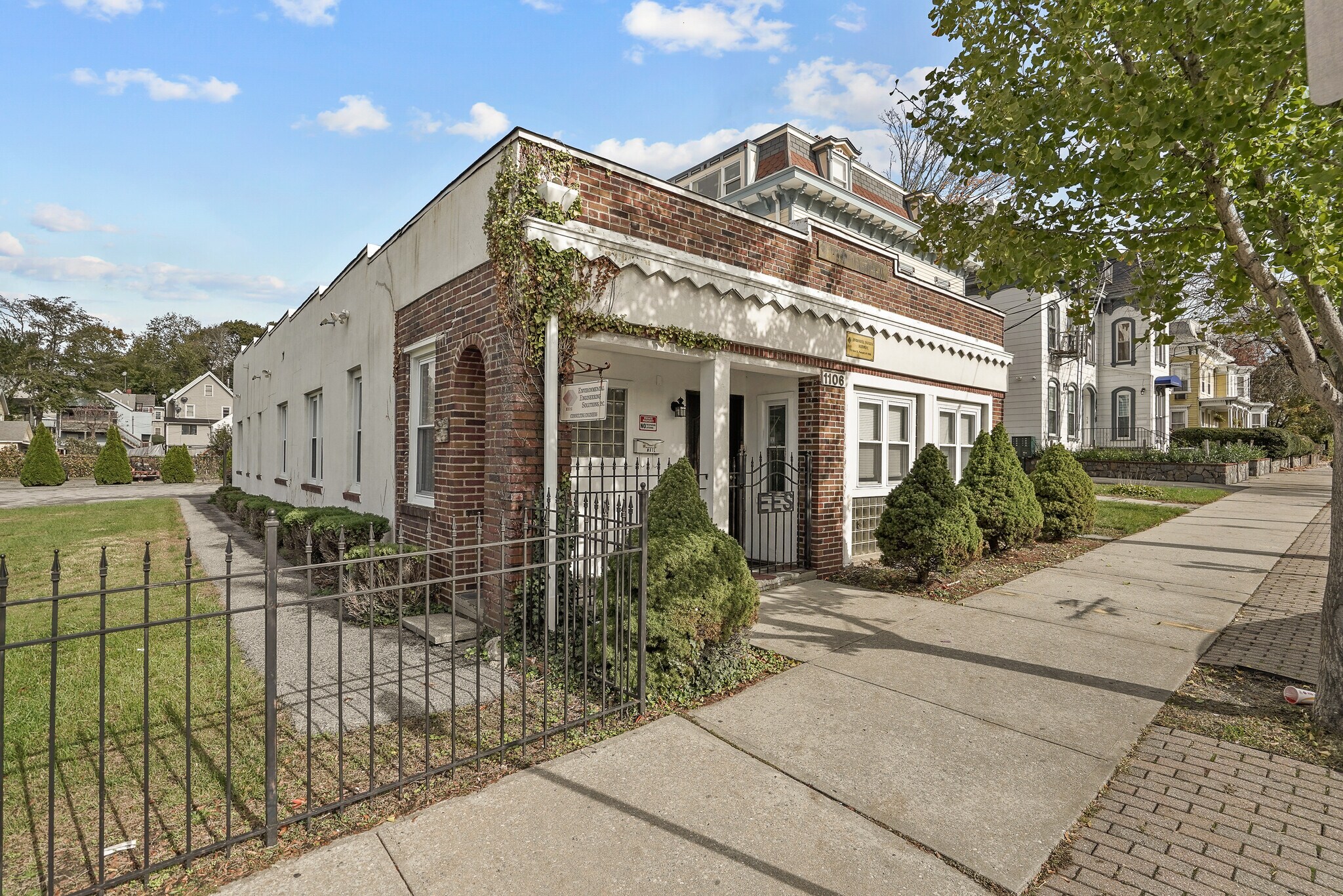 1106 Main St, Peekskill, NY à louer Photo principale– Image 1 sur 10