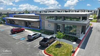 800 SE Plaza Ave, Bentonville, AR à louer Photo de l’immeuble– Image 1 sur 5