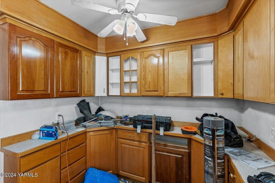 2507 Englewood Ave, Yakima, WA à vendre - Photo intérieure – Image 3 sur 7