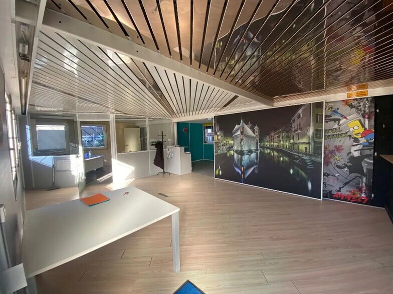 Industriel/Logistique dans Annecy à louer - Photo intérieure – Image 3 sur 3