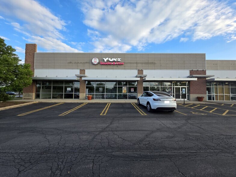 600 E North Ave, Carol Stream, IL à louer - Photo de l’immeuble – Image 2 sur 16