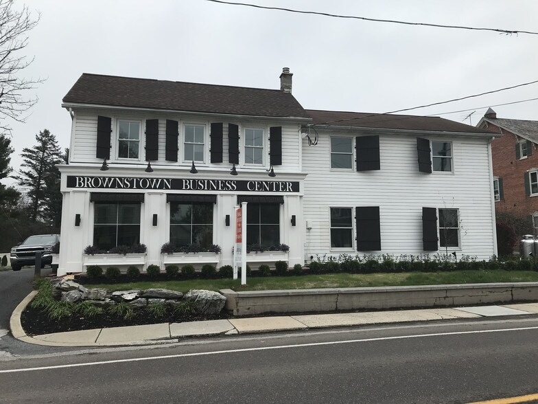 15 S State St, Brownstown Borough, PA à louer - Photo de l’immeuble – Image 3 sur 8