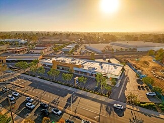 Plus de détails pour 2351-2381 Vineyard Ave, Oxnard, CA - Local commercial à louer