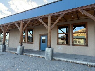 Plus de détails pour 201 N Methow Valley Hwy, Twisp, WA - Local commercial à vendre