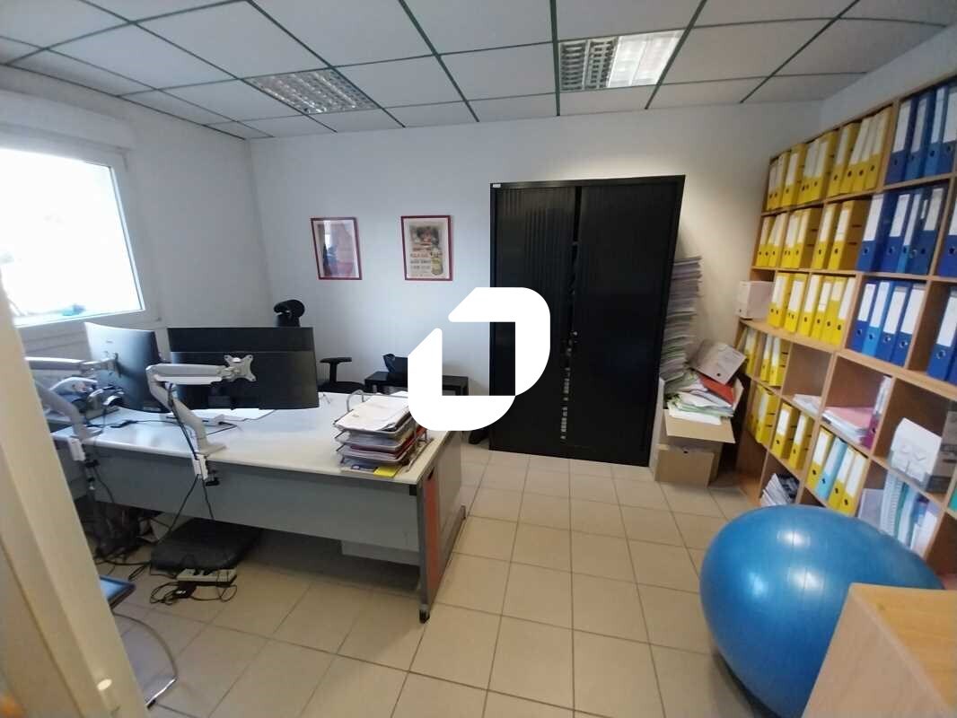 Bureau dans Eysines à vendre Photo intérieure– Image 1 sur 9