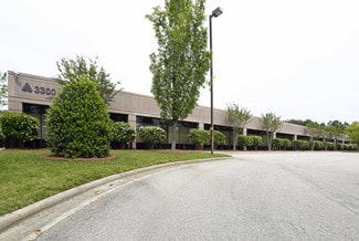 Plus de détails pour 3300 Regency Pky, Cary, NC - Local d’activités à vendre