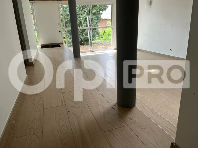 Bureau dans Pessac à louer - Photo de l’immeuble – Image 3 sur 6