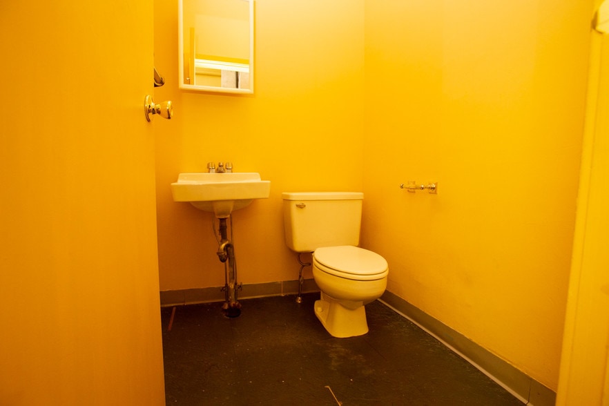 222 Church St, Philadelphia, PA à louer - Photo intérieure – Image 3 sur 9