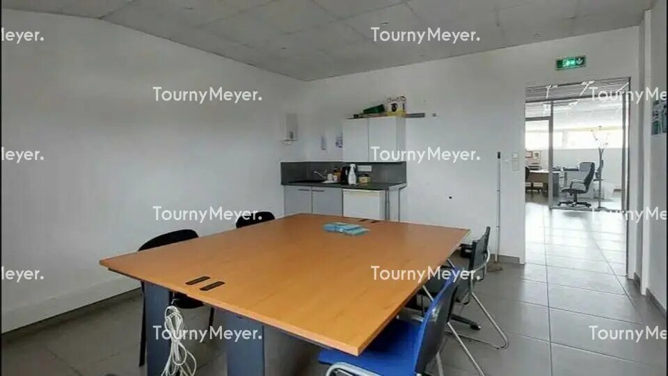 Industriel/Logistique dans Vendargues à louer - Photo de l’immeuble – Image 2 sur 5