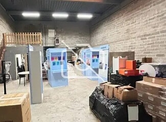 Plus de détails pour Industriel/Logistique à louer