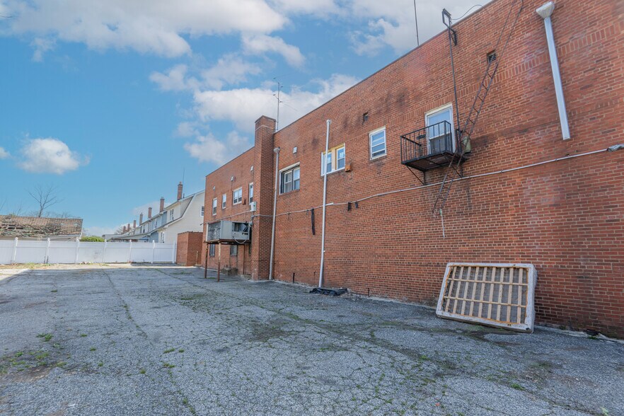 928 18th Ave, Newark, NJ à louer - Photo de l’immeuble – Image 2 sur 5