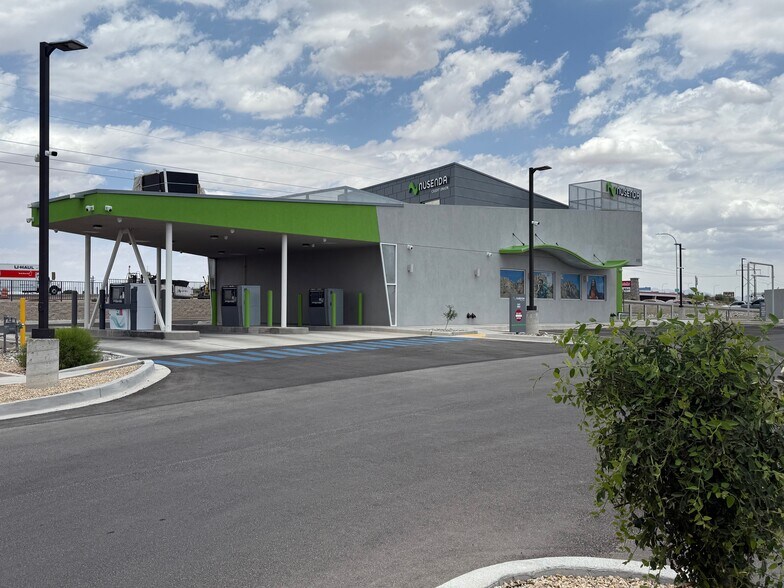 4149 White Sage Arc, Las Cruces, NM à louer - Photo de l’immeuble – Image 3 sur 5