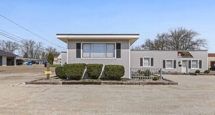 1950 S Freedom Ave, Alliance, OH à louer Photo principale– Image 1 sur 3