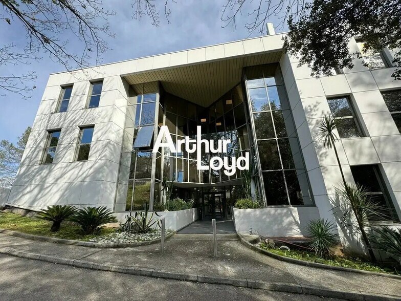 100 Rue Albert Caquot, Valbonne à vendre - Photo de l’immeuble – Image 1 sur 8