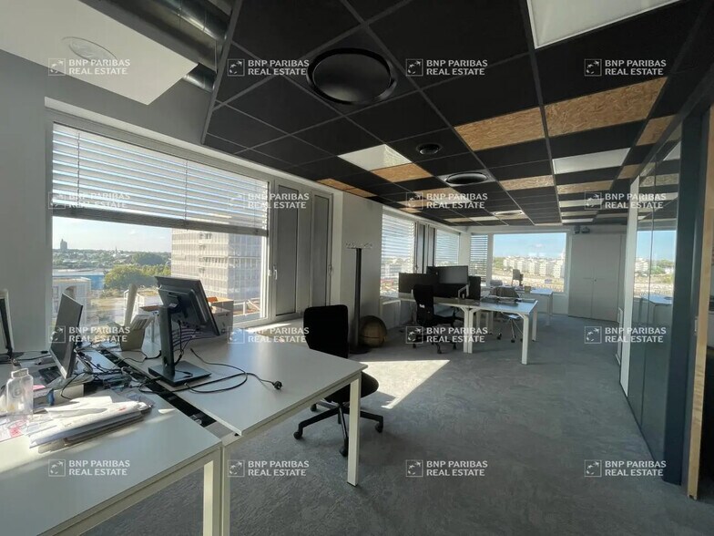 Bureau dans Nantes à louer - Photo de l’immeuble – Image 2 sur 8