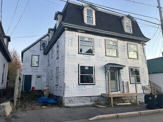 Plus de détails pour 99 Summer St, Biddeford, ME - Logement à vendre