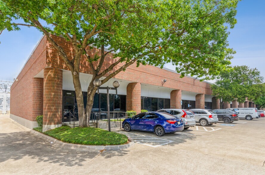 10410-10420 Miller Rd, Dallas, TX à louer - Photo de l’immeuble – Image 2 sur 14
