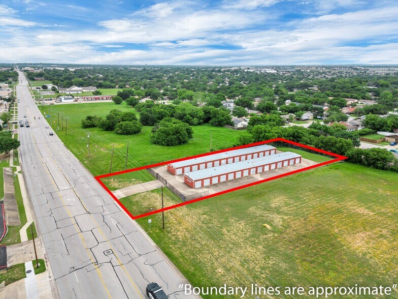 5824 Watauga Rd, Watauga, TX à vendre - Photo de l’immeuble – Image 2 sur 26