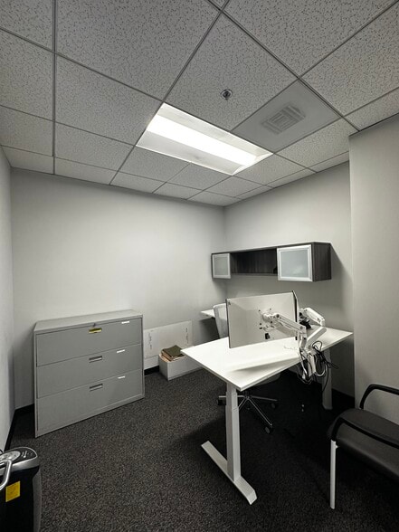 5000 E Spring St, Long Beach, CA à louer - Photo intérieure – Image 3 sur 12
