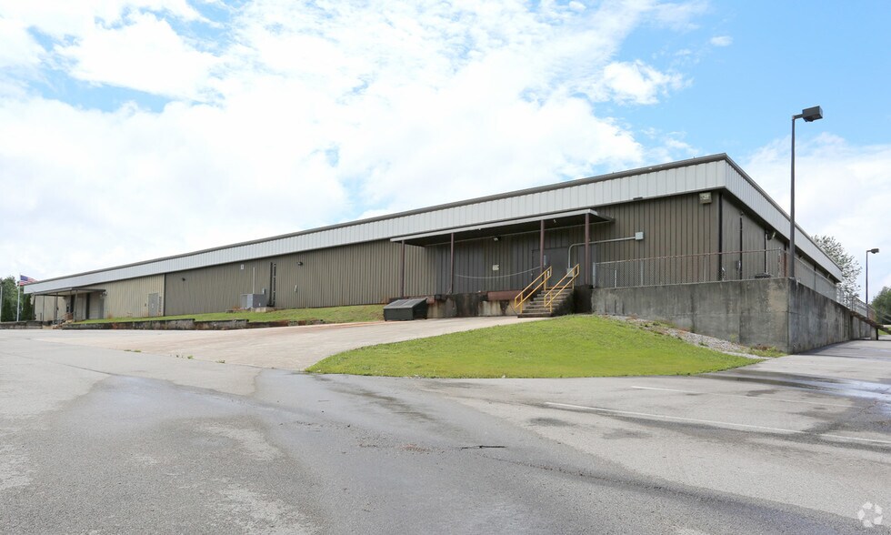 4906 NW Research Dr, Huntsville, AL à louer - Photo de l’immeuble – Image 2 sur 8