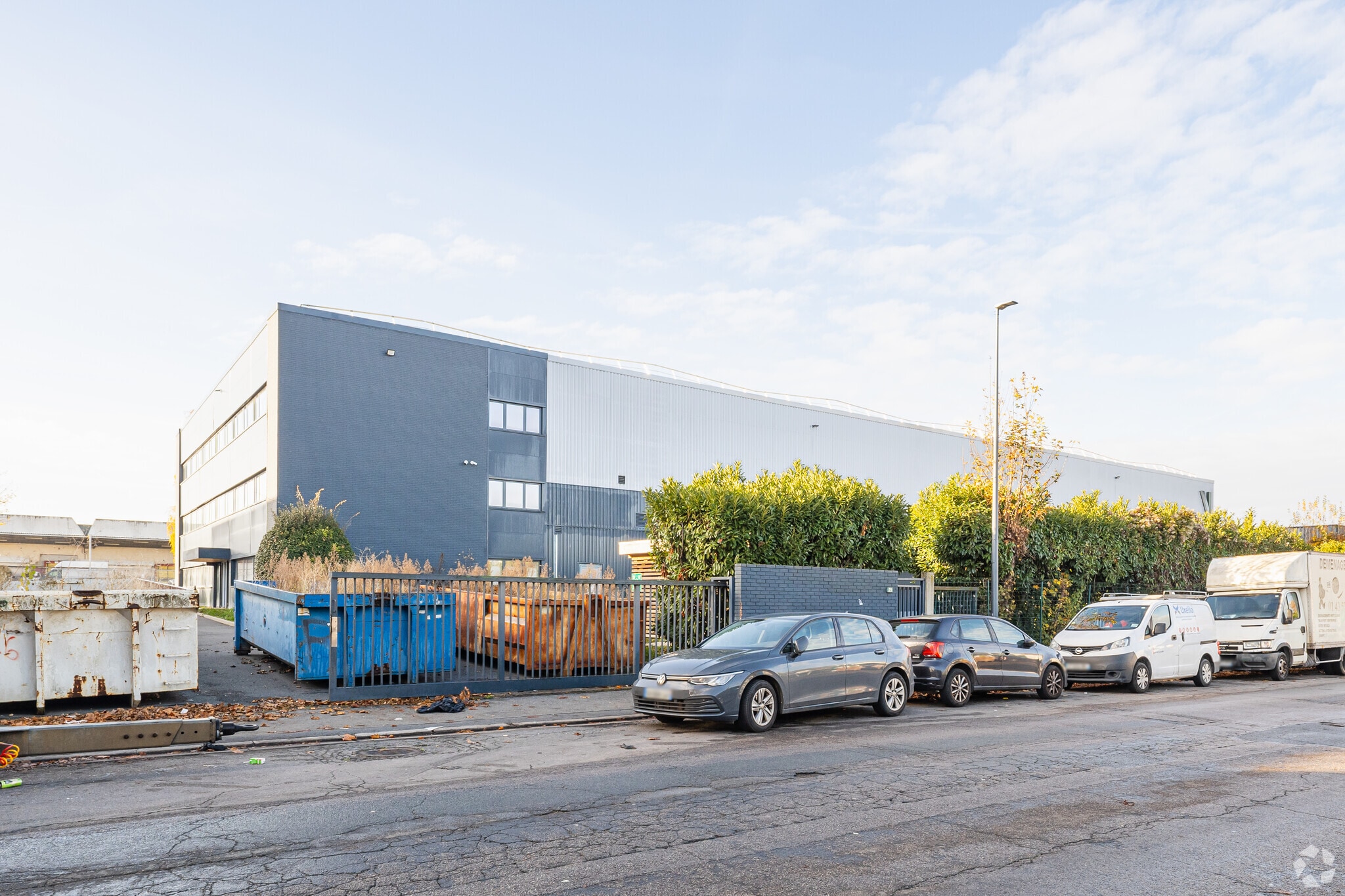 Industriel/Logistique dans Bobigny à louer Photo principale– Image 1 sur 5