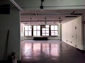 224-232 W 30th St, New York, NY à louer Photo intérieure– Image 1 sur 5