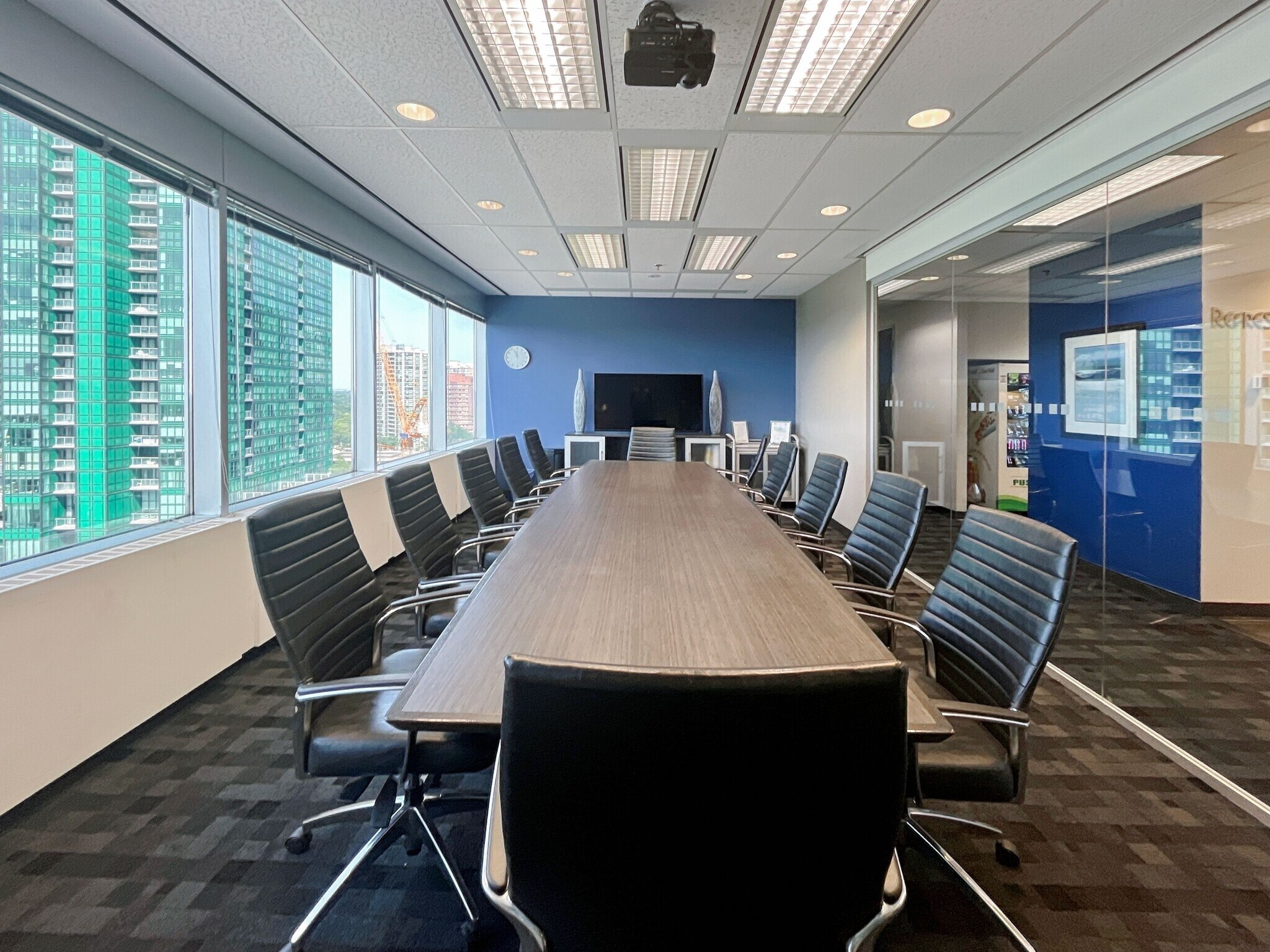 4711 Yonge St, Toronto, ON à louer Photo intérieure– Image 1 sur 15