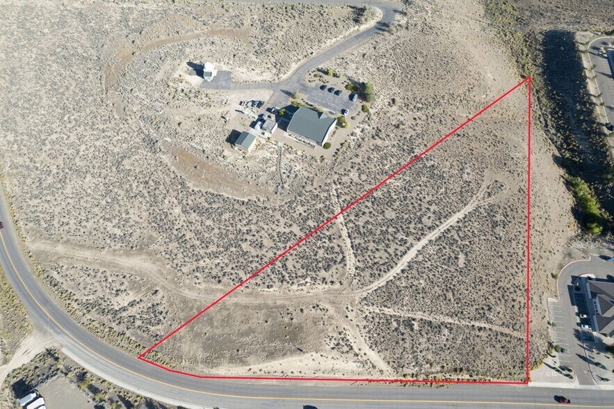 3250 Ruby Vista Dr, Elko, NV à vendre - Aérien – Image 1 sur 10