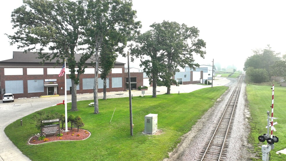 200 N 8th Ave E, Newton, IA à louer - Photo de l’immeuble – Image 3 sur 24