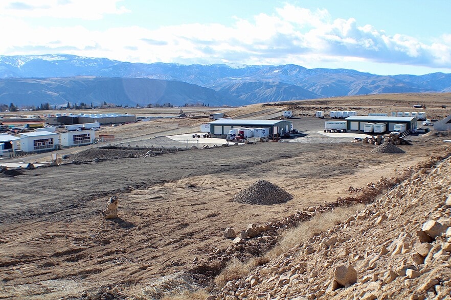 501 Urban Industrial Way, East Wenatchee, WA à vendre - Photo principale – Image 2 sur 60