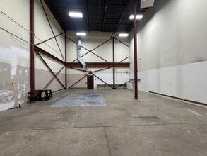 4595 Broadmoor Ave SE, Grand Rapids, MI à louer Photo intérieure– Image 2 sur 4