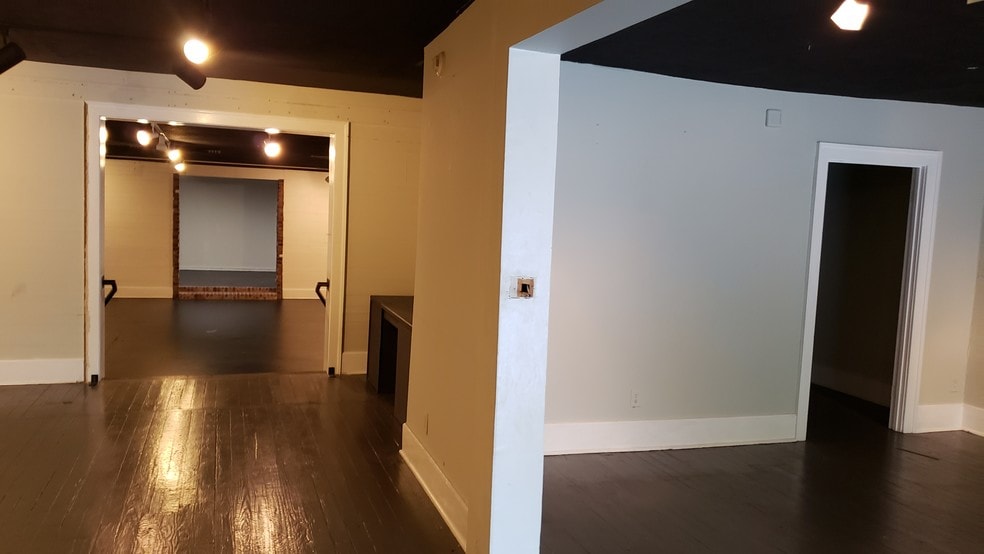 2256 Central Ave, Memphis, TN à vendre - Photo intérieure – Image 2 sur 12