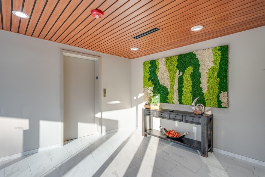 4901 Glenwood Ave, Raleigh, NC à louer - Photo intérieure – Image 3 sur 8