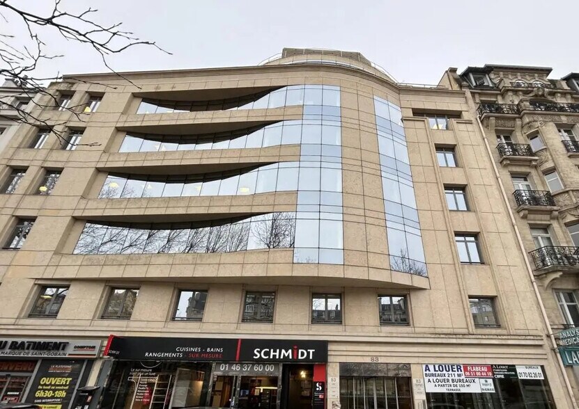 83 Avenue Charles De Gaulle, Neuilly-sur-Seine à louer - Photo de l’immeuble – Image 1 sur 12