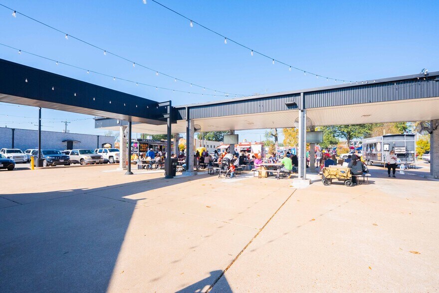 2311 Main St, Waller, TX à louer - Photo de l’immeuble – Image 3 sur 9