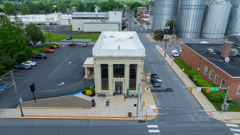 1-7 W Main St, Mount Joy, PA à vendre - Photo principale – Image 1 sur 60