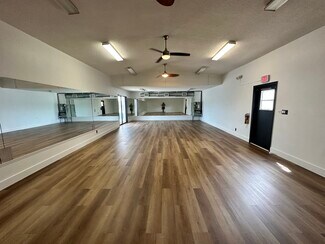 Plus de détails pour 1888 S Pinellas Ave, Tarpon Springs, FL - Bureau/Local commercial, Local d'activités à louer