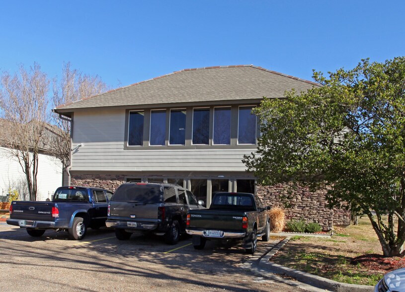 4939 Jamestown Ave, Baton Rouge, LA à vendre - Photo de l’immeuble – Image 2 sur 2