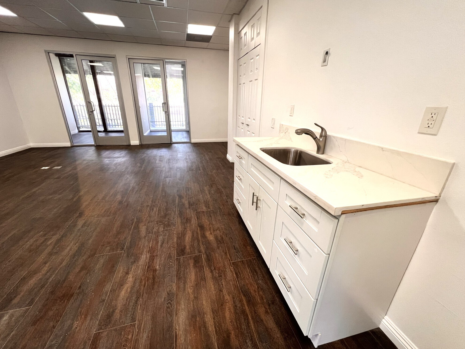 2665 30th St, Santa Monica, CA à louer Photo intérieure– Image 1 sur 7