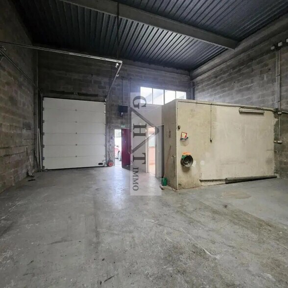 Bureau dans Valenton à louer - Photo de l’immeuble – Image 2 sur 5